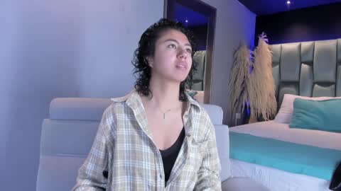 Emily online show from February 6, 11:10 am