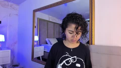 Emily online show from February 10, 11:25 am