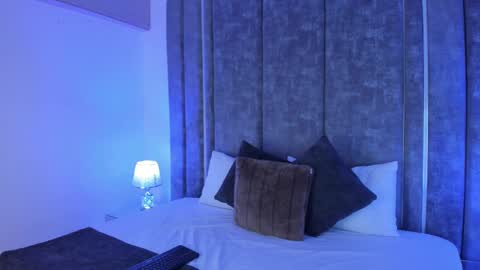 Emily online show from February 20, 11:20 am