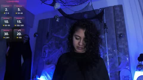 Emily online show from October 31, 11:22 am