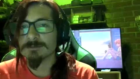 Snapshot of amaru_bf_experience chatting on November 11, 1:38 am Amaru online show from November 11, 1:38 am