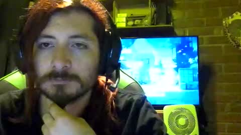 Amaru online show from December 1, 2:05 am