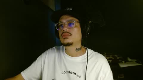 amateurmen33 online show from April 11, 6:45 pm