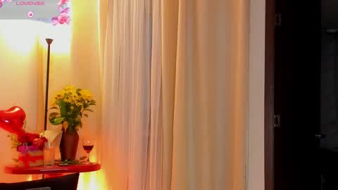 Snapshot of amatistahot1 chatting on November 14, 10:51 pm Amatista online show from November 14, 10:51 pm