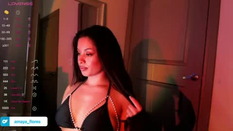 Snapshot of amaya_floress chatting on February 8, 1:22 am amaya_floress online show from February 8, 1:22 am