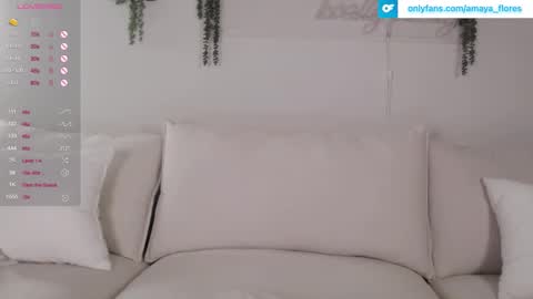 Snapshot of amaya_floress chatting on October 28, 5:11 am amaya_floress online show from October 28, 5:11 am