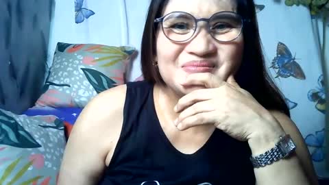 Snapshot of amazing_angel22 chatting on June 25, 7:57 am amazing angel online show from June 25, 7:57 am