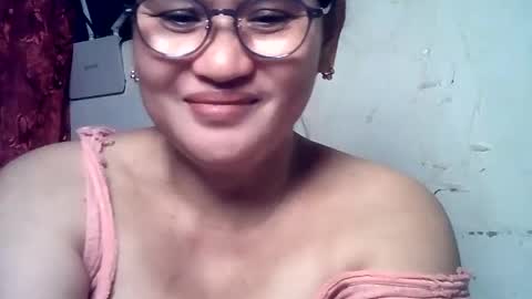 Snapshot of amazing_angel22 chatting on July 13, 11:13 am amazing angel online show from July 13, 11:13 am