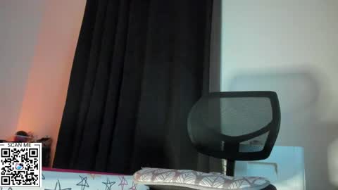Snapshot of amazing_catalina chatting on May 10, 6:40 am CATALINA online show from May 10, 6:40 am