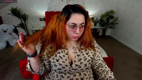 Snapshot of amazonkastar chatting on February 5, 7:29 am Ellie online show from February 5, 7:29 am