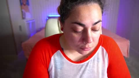 Snapshot of amazonkastar chatting on September 10, 10:21 pm Ellie online show from September 10, 10:21 pm