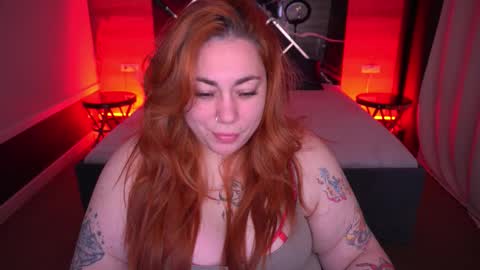 Snapshot of amazonkastar chatting on October 21, 8:42 pm Ellie online show from October 21, 8:42 pm