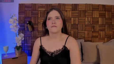 Ambar  online show from June 28, 2:34 pm