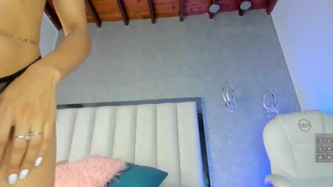 Ambar online show from March 17, 7:28 pm