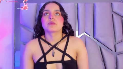   online show from March 8, 7:09 pm