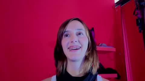 ambar_roux1 online show from October 20, 3:45 pm