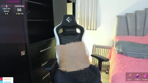 ana online show from December 8, 8:15 pm