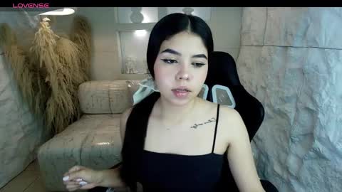 Snapshot of ambarina_r chatting on October 1, 3:12 am Ambarina online show from October 1, 3:12 am