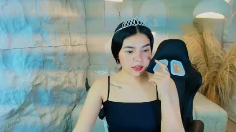 Snapshot of ambarina_r chatting on November 26, 3:18 am Ambarina online show from November 26, 3:18 am