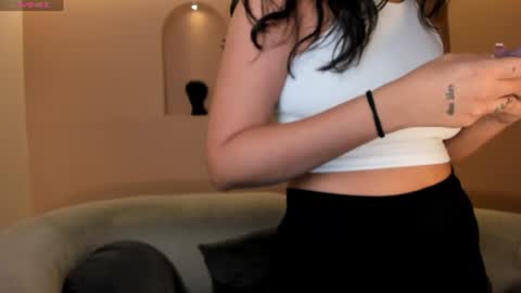 Ambar  online show from June 20, 10:51 am