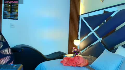 Ambar Ross online show from April 24, 2:19 pm