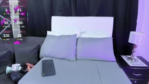 Ambar  online show from November 4, 9:41 am