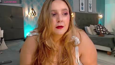 Ambar  online show from January 30, 1:10 pm