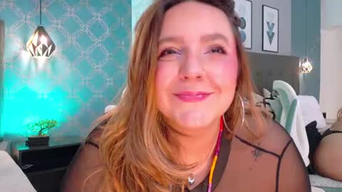 Snapshot of ambarroberts chatting on July 1, 12:18 pm Ambar online show from July 1, 12:18 pm