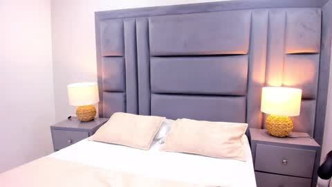 AmbarSantany  online show from December 22, 2:27 pm