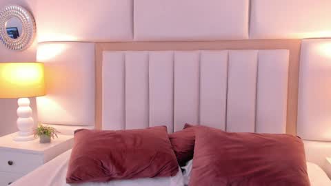 AmbarSantany  online show from January 16, 2:41 am