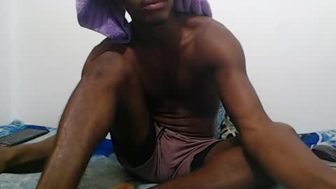 Snapshot of ambartxsex chatting on May 18, 2:07 am ambartxsex online show from May 18, 2:07 am