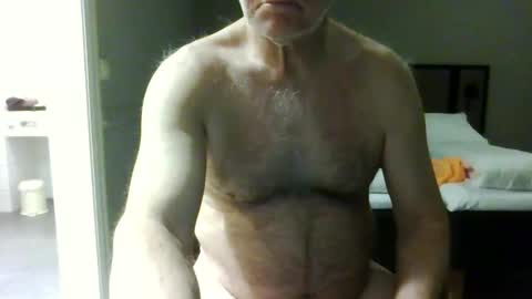 Snapshot of ambassador54 chatting on February 19, 10:31 pm Ambassador54 online show from February 19, 10:31 pm