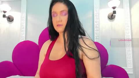 Snapshot of ambbermoon chatting on March 9, 8:21 pm online show from March 9, 8:21 pm