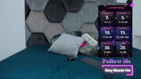 Amber  online show from January 25, 5:30 pm