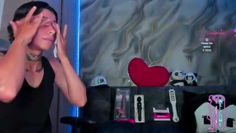 Snapshot of amber_adams_ chatting on June 8, 8:20 pm Amber online show from June 8, 8:20 pm