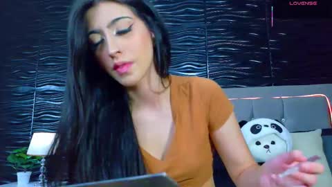 Snapshot of amber_bull chatting on September 10, 12:38 pm amber_bull online show from September 10, 12:38 pm