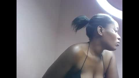 amber_cutie2 online show from April 23, 2:35 am