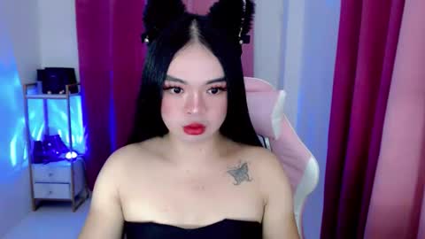 Snapshot of amber_fuck chatting on October 21, 12:17 pm Amber online show from October 21, 12:17 pm