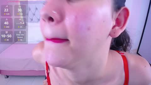 Snapshot of amber_hot22 chatting on December 7, 8:05 pm ambar online show from December 7, 8:05 pm