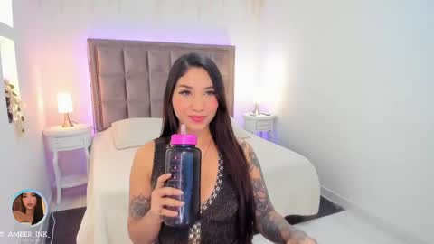 Snapshot of amber_ink chatting on September 16, 8:32 pm amber_ink online show from September 16, 8:32 pm