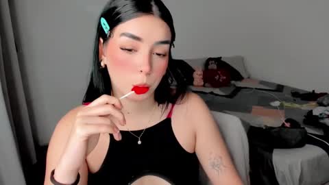 Snapshot of amber_landy1 chatting on January 24, 3:13 pm amber online show from January 24, 3:13 pm