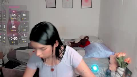 Snapshot of amber_landy1 chatting on December 21, 10:17 pm amber online show from December 21, 10:17 pm