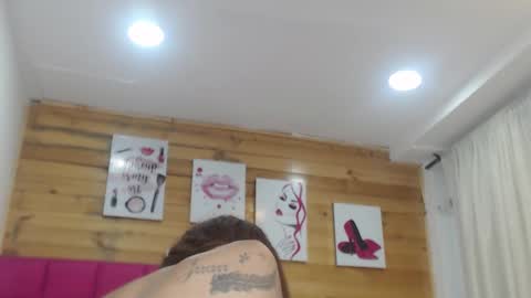 Amber Moore online show from October 17, 12:01 am