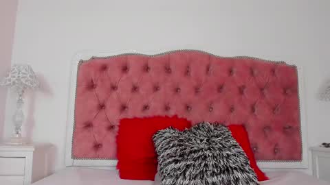 julieta  online show from September 9, 12:26 pm