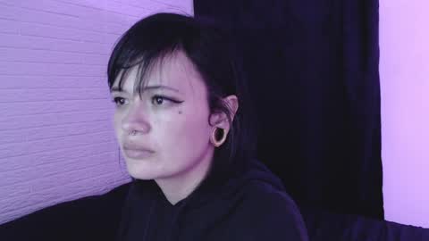 Snapshot of amber_rouss chatting on December 10, 12:50 am ROUSS online show from December 10, 12:50 am