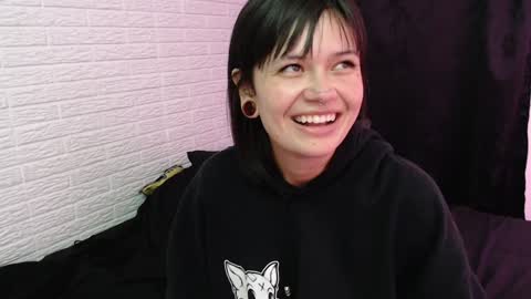 Snapshot of amber_rouss chatting on January 5, 8:22 am ROUSS online show from January 5, 8:22 am