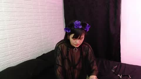 Snapshot of amber_rouss chatting on January 12, 4:52 am ROUSS online show from January 12, 4:52 am