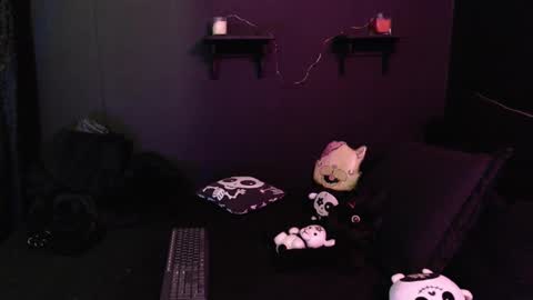 Snapshot of amber_rouss chatting on January 12, 11:43 pm ROUSS online show from January 12, 11:43 pm