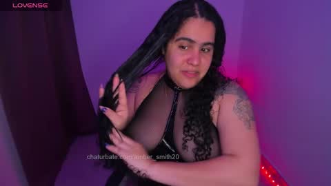 Snapshot of amber_smith20 chatting on October 16, 1:50 am find me here --- online show from October 16, 1:50 am