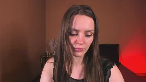 amber_tender_ online show from June 1, 4:52 pm